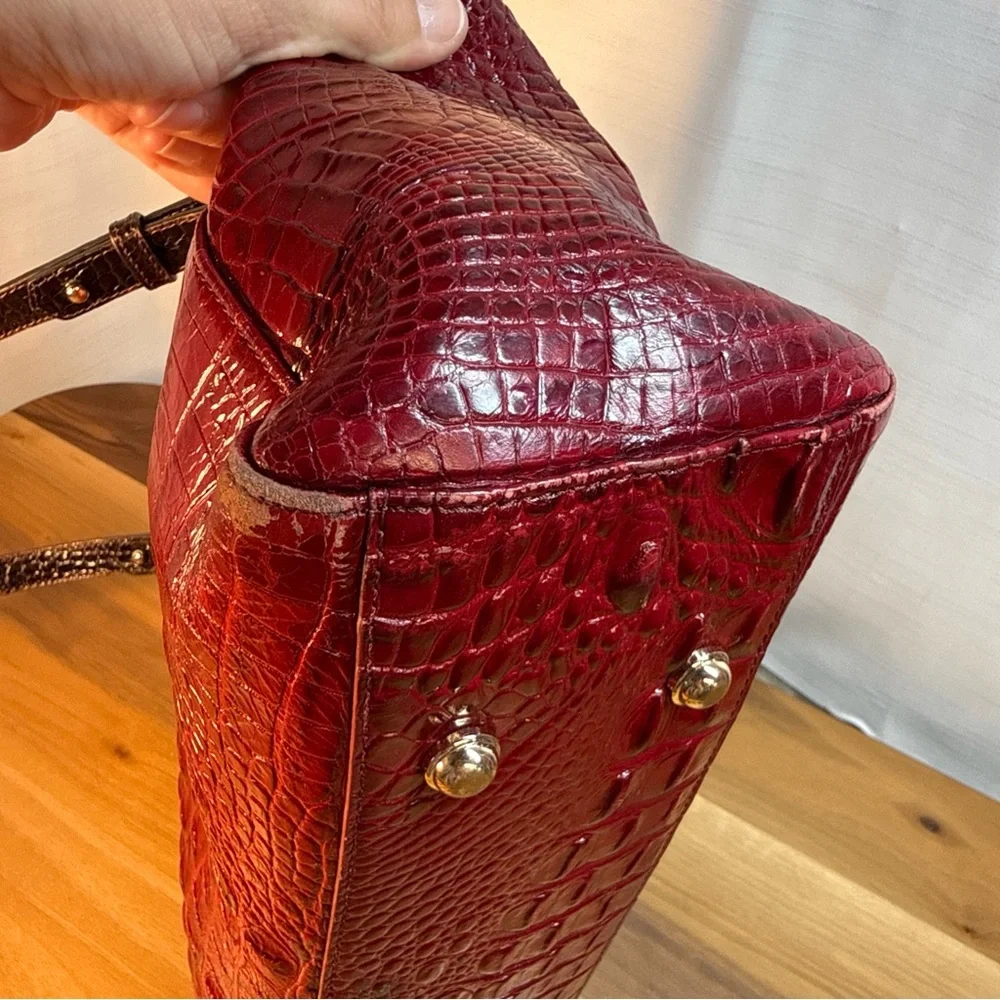 BRAHMIN Medium Asher Melbourne Croc Embossed Leather Red Lava Brown‎ Tote Bag